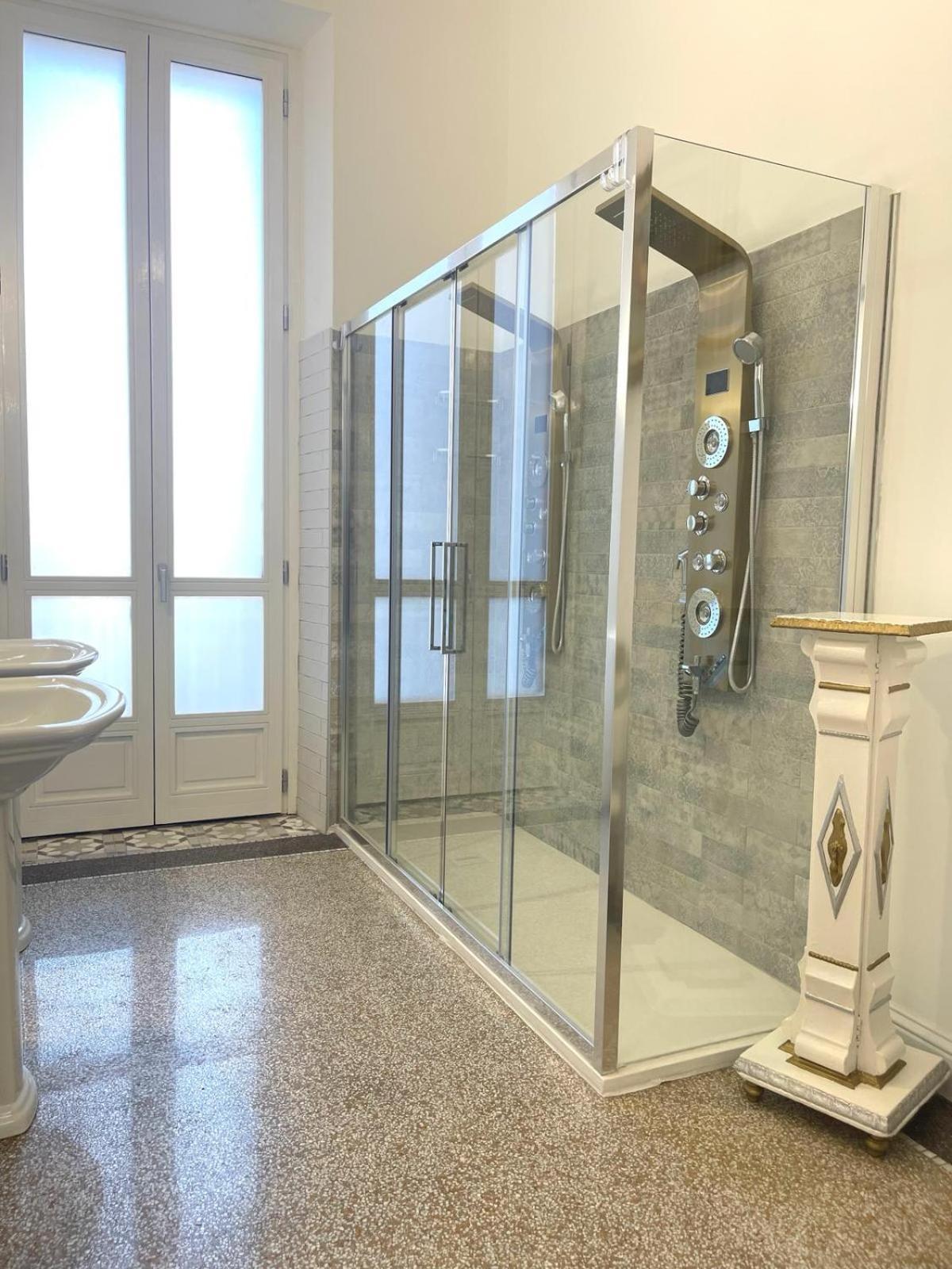 Stile Libero Guest House Турин Екстер'єр фото