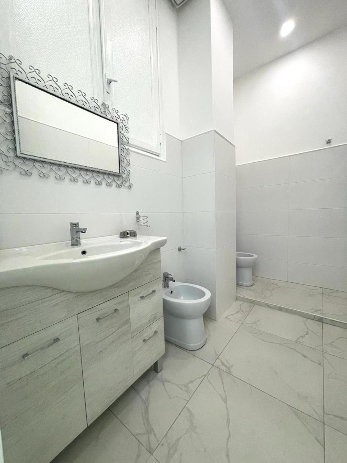 Stile Libero Guest House Турин Екстер'єр фото